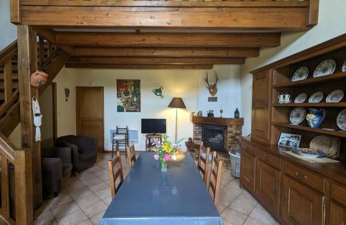 Saint-Ouen-les-Parey Casa | Maison de charme près de Neufchâteau avec jardin, terrasse et jeux extérieurs - FR-1-589-163