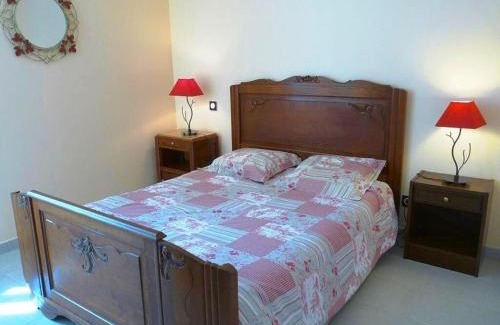 Asnieres-sur-Nouere Casa | Maison de charme en pierres, avec terrasse, jardin, vélos, poêle à bois et borne de recharge électrique - FR-1-653-79