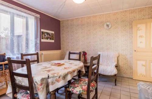 Fougerolles-Saint-Valbert Casa | Maison de charme à Fougerolles, idéale pour curistes - FR-1-583-397