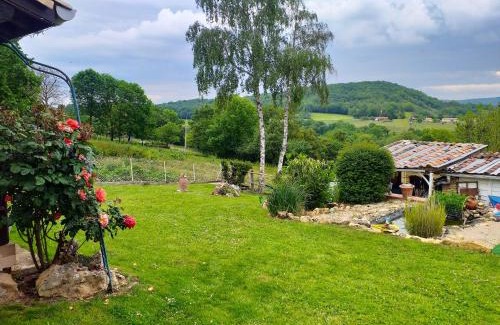 Arnaud-Guilhem Casa | Maison de charme à Arnaud-Guilhem avec vue sur la montagne