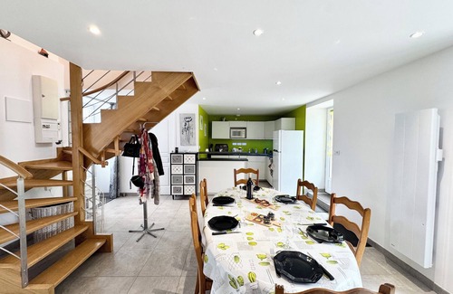Pont-Scorff Casa | Maison de charme confort - Terrasse - Jardin