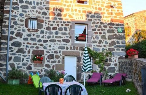 Vergezac Casa | Maison de charme en pierres - Proche Puy-en-Velay, idéal familles, randos & confort moderne - FR-1-582-48