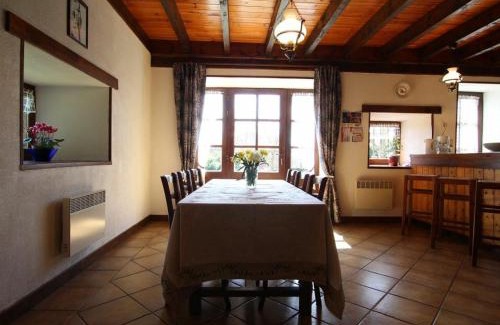 Bains Casa | Maison de charme XVIIIe sur chemin St-Jacques, proche Le Puy-en-Velay, idéale familles et randonneurs - FR-1-582-298