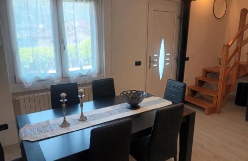 Lezzeno Casa | Maison de Denise