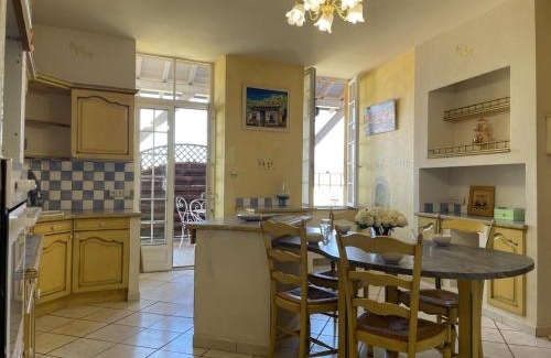 Pierrefitte-sur-Loire Casa | Maison de famille au cœur du Bourbonnais, 18ème siècle, charme et confort, proche loisirs et commerces - FR-1-489-387