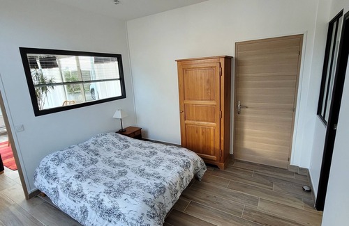 Colleville-Montgomery Cama Y Desayuno | Maison de 3 Chambres Pour 6 Personnes