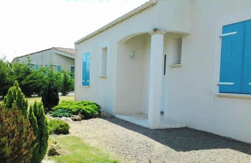 Saint-Aubin-la-Plaine Casa | Maison DE Vacances Familialeentre Terre ET MER