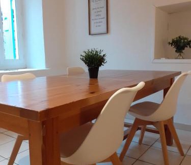 Saint-Barthelemy-de-Vals Apartamento | MAISON DE VILLAGE