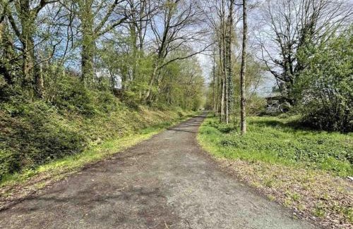 Domfront en Poiraie Casa | Maison de Charme Rénovée avec Jardin, Idéale pour Cyclistes et Randonneurs, Proche Mont Saint-Michel - FR-1-497-201