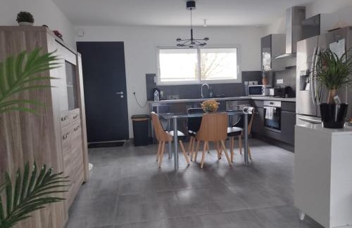 Saint-Julien-des-Landes Casa | Maison de famille