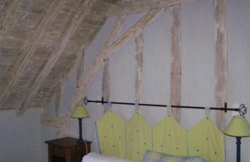 Saint-Pierre-du-Lorouer Casa | Maison de charme en forêt de Bercé - 4 chambres, terrasse, ping-pong, proche Le Mans - FR-1-410-164