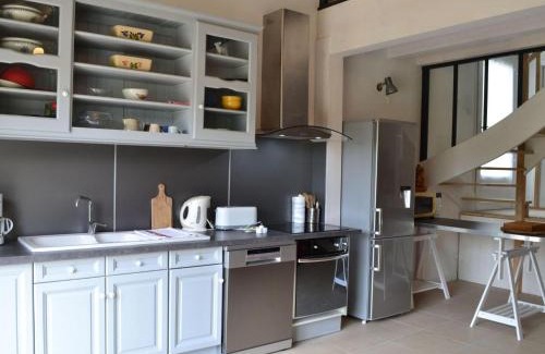 Saint-Sulpice-de-Cognac Casa | Maison de vacances spacieuse à la campagne avec jardin clos, WIFI, vélos gratuits et équipements bébé. - FR-1-653-139
