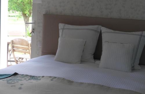 Combourg Casa | Maison de Luciné