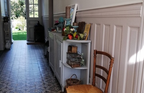 Courseulles-sur-Mer Casa | MAISON DE MAÎTRE IN THE HEART OF THE VILLAGE 5 MINUTES FROM THE BEACH