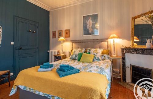Faye-d'Anjou Cama Y Desayuno | Maison de maître avec piscine et jardin - cœur des Coteaux du Layon, proche Angers et Saumur - FR-1-622-55