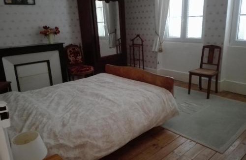 Gipcy Casa | Maison de maître XIXe avec piscine partagée et parc clos, proche sites touristiques - FR-1-489-504