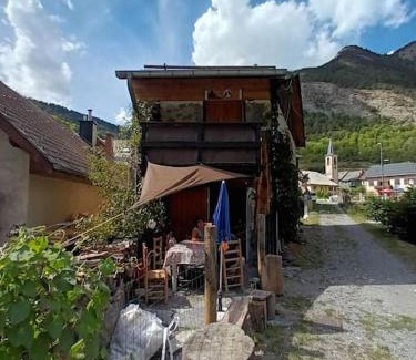 La Condamine-Chatelard Casa | Maison de montagne 2 à 8 couchages proche Barcelonette