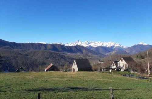 Erce Casa | Maison de montagne en pleine nature face au Mont Valier