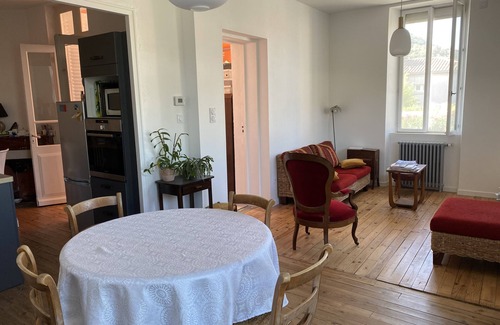 Saint-Peray Casa | Maison de rue Dans Village Viticole de L'ardèche, au Pied du Château de Crussol
