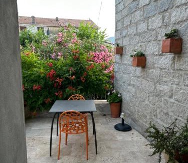 Sainte-Lucie-de-Tallano Apartamento | Maison de Vacances - Casa Mezanaccia avec Terrasse fleurie meublé tourisme 3 étoiles