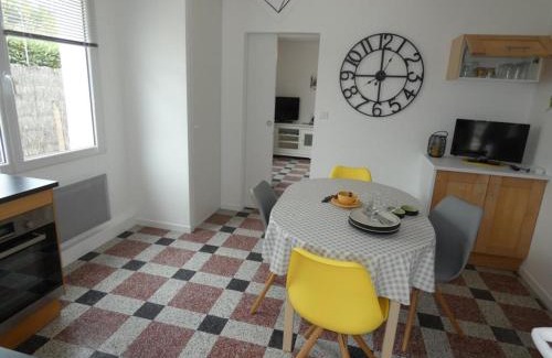 Notre-Dame-de-Monts Casa | Maison de vacances à Notre-Dame-de-Monts - 4 pers, proche forêt, terr., animaux OK - FR-1-540-281