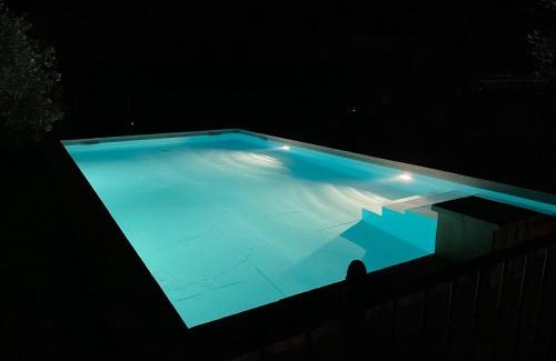 Saint Michel d'Euzet Casa | Maison de vacances à louer dans le Gard Provençal, semaine de 7 jours minimum, samedi au samedi, 10 personnes, Le Mas du Colombier