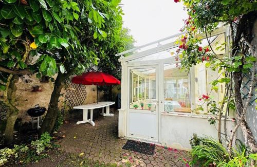 Fouras Casa | Maison de vacances familiale au centre de Fouras avec jardin clos - FR-1-709-100