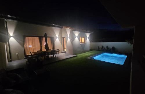 Thuir Casa | Maison de vacances familiale avec piscine