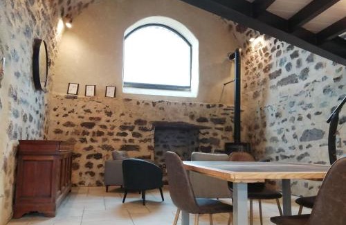 Arsac-en-Velay Casa | Maison de vacances rénovée, entre nature et ville, proche du Puy-en-Velay - FR-1-582-321