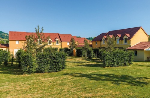 Montignac Casa | Maison de vacances pour 6 sur 2 étages | Accès salle de gym et piscine