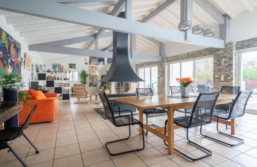 Bidart Casa | Maison de Vacances, Piscine et Spa