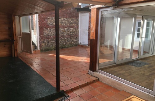 Arques-la-Bataille Casa | Maison de Ville Terrasse et Jardinet