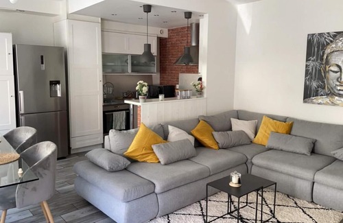 La Redoute-Le Fort Casa | Maison de Ville Dotée D'un Jacuzzi à 15 Minutes de L'arc de Triomphe