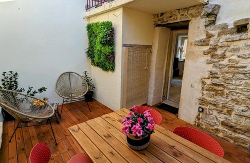 Saint-Etienne-de-l'Olm Casa | Maison de village en pierre
