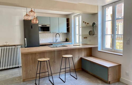 Damville Casa | Maison de Ville à 1h30 de Paris. Idéal Pour un Séjour en Famille ou Entre Amis