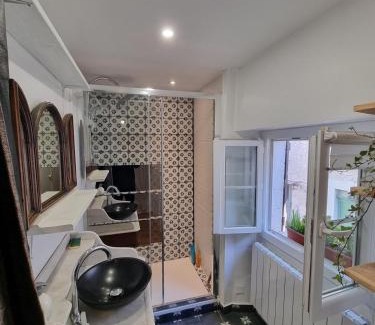 La Colle-sur-Loup Apartamento | Maison de village chaleureuse