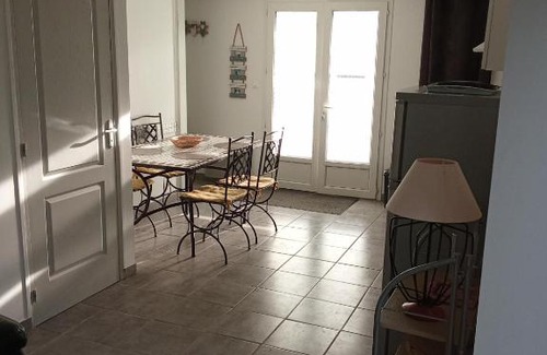 Saujon Casa | Maison de village au calme