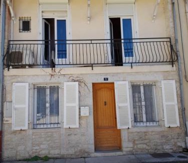 Septfonds Casa | Maison de village avec cour intérieure et terrasse