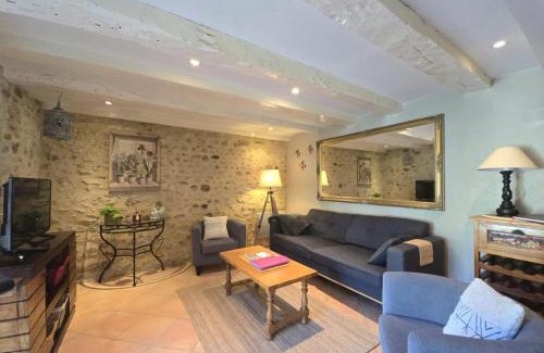 Blis-et-Born Casa | Maison de village avec jardin clos, randonnées, vélos gratuits, cheminée et équipements bébé. - FR-1-616-232
