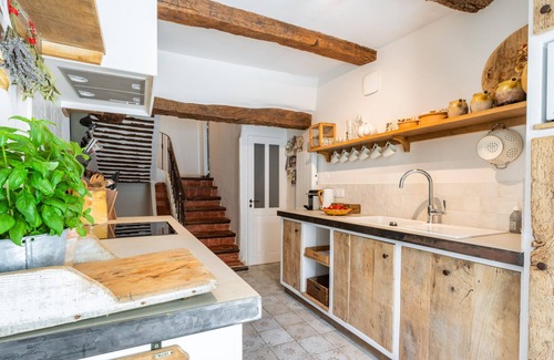 Flassan Casa | Chez Prunelle-Casa-Baño en la habitacion