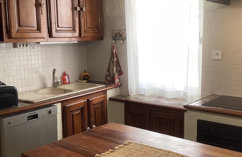Velleron Casa | Maison de Village en Pierres, à 5minutes de L'isle sur la Sorgue