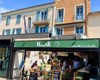 Sainte-Maxime City Centre Casa | Maison de village rénovée avec vue mer exceptionnelle