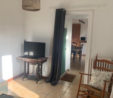 Beauvais Casa | Maison de ville au bord de la rivière !