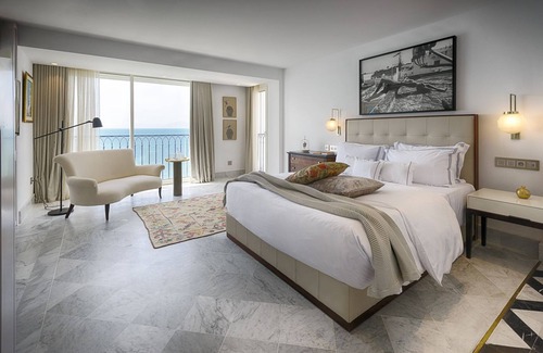 Amilcar Casa | Maison Dedine - Adults Only