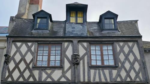 Blois Casa | Maison des Acrobates
