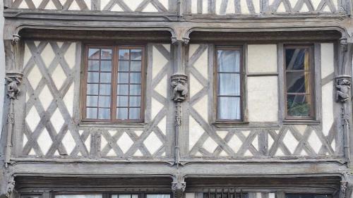 Blois Casa | Maison des Acrobates