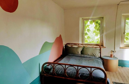 Plancher-Bas Casa | 'Maison des artistes' for up to 15 in Nature Park