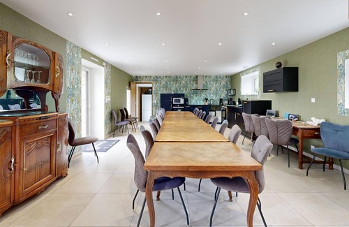Le Beny Bocage Cabaña | Vivienda · Souleuvre en Bocage · ★5,0 · 8 dormitorios · 18 camas · 2 baños