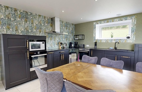 Le Beny Bocage Cabaña | Vivienda · Souleuvre en Bocage · ★5,0 · 8 dormitorios · 18 camas · 2 baños