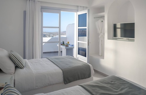 Akrotiri Hotel | Maison Des Lys